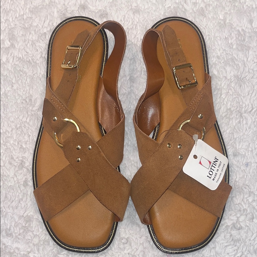 NWT Lottini Tan Gold Leather Cross-Strap Sandals size 9